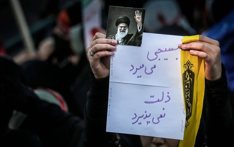سیزده آبان، «نشانگر»ی دقیق در «نمودار» تقابل آمریکا با ایران است