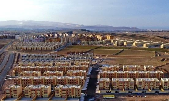 کمبود فضاهای آموزشی در پردیسان مشهود است