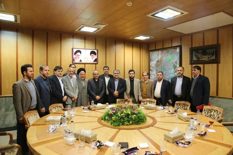 دیدار اعضای شورای اسلامی شهر قم با استاندار-بهمن۱۳۹۷