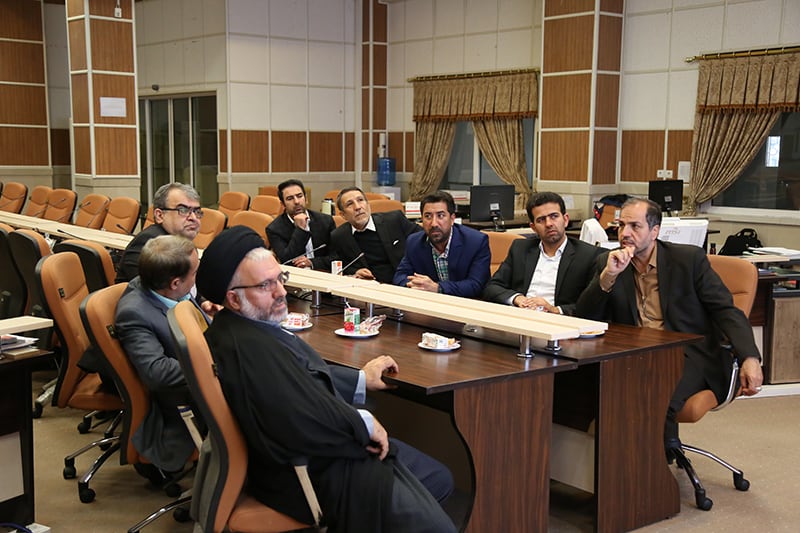 حضور اعضای شورای اسلامی شهر قم در مرکز هوشمند کنترل ترافیک شهرداری قم