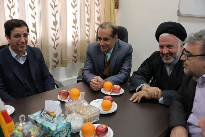 دیدار شهردار کلانشهر قم با اعضای شورای اسلامی شهر مقدس قم-نوروز۱۳۹۸