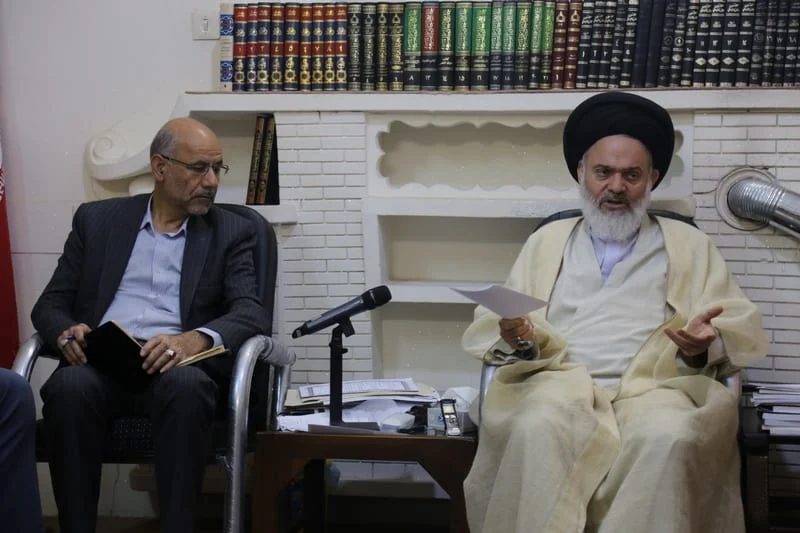 دیدار اعضای شورای اسلامی شهر مقدس قم با آیت الله حسینی بوشهری