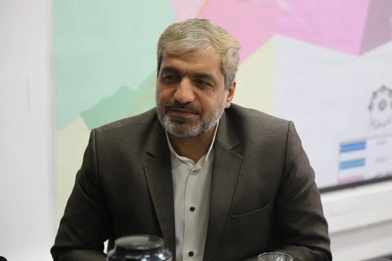 ساماندهی تبلیغات ورودیهای شهر قم توسط شهرداری
