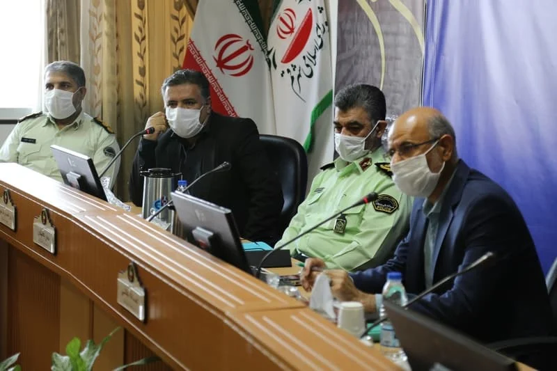 حضور سردار میرفیضی، فرمانده انتظامی استان قم به مناسب روز ناجا در جلسه رسمی شورای شهر قم