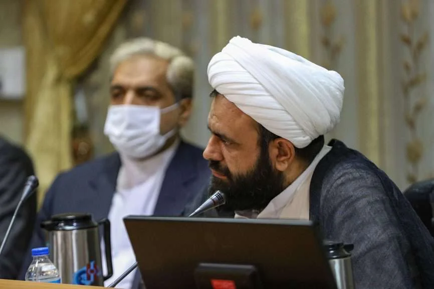 وضعیت پارکینگ شرقی حرم حضرت معصومه(س) زیبنده شهر قم نیست