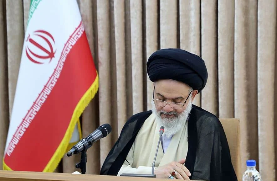 نباید معماری غیر اسلامی در شهرهای کشور حاکم شود