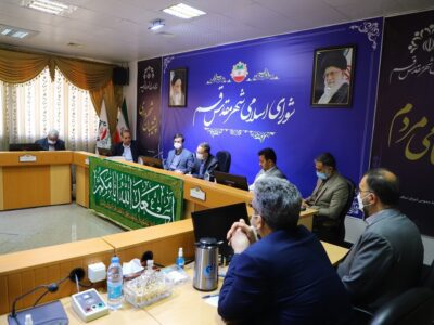دیدار نوروزی شهردار قم و جمعی از مدیران شهری با رئیس و اعضای شورای اسلامی شهر قم