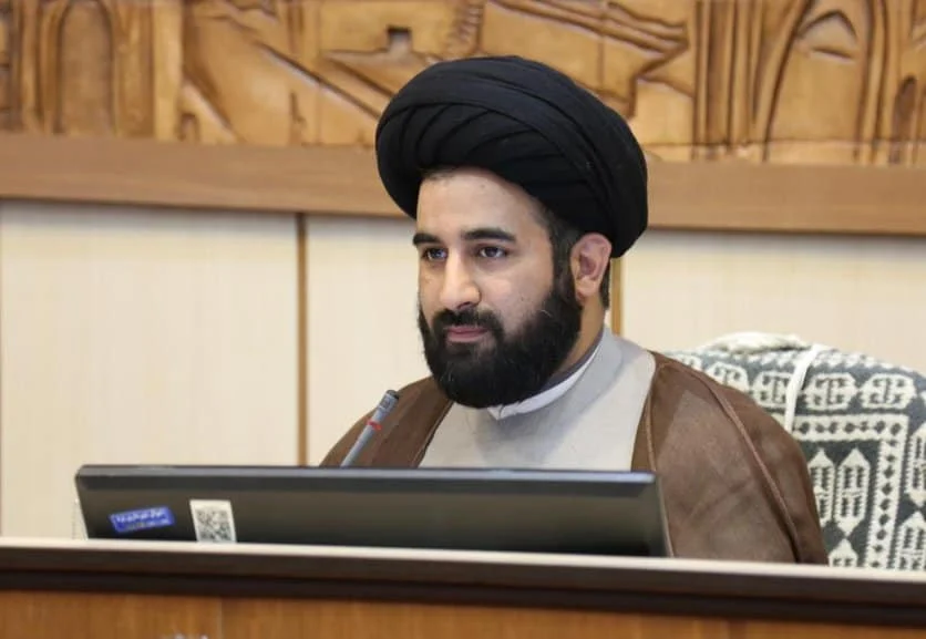 استقبال شهر یزد از خواهرخواندگی با قم/استفاده از تجربه شهرداری قم در زمینه نحوه جمعآوری ریلهای متروکه