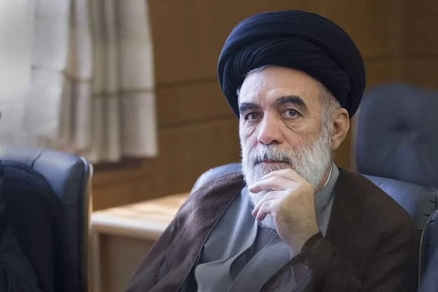دیدار اعضای کمیسیون فرهنگی‌ شورای شهر قم با آیت‌الله حسینی خراسانی