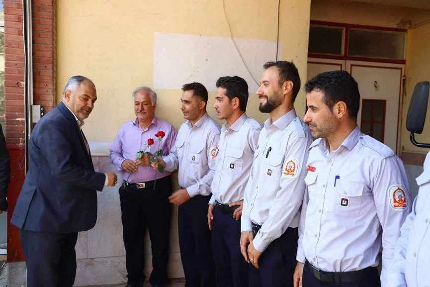 تلاش برای برای خرید یک نردبان ۴۰ متری دیگر برای آتش‌نشانی قم