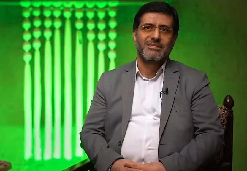 بازدید رئیس کمیسیون فرهنگی و اجتماعی از بیست و دومین سوگواره تجسمی کوچه بنی هاشم