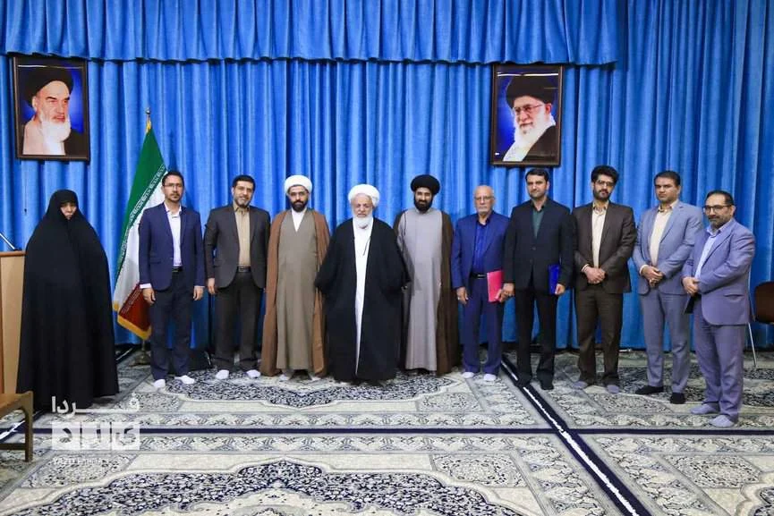 نشست رؤسای کمیسیون‌های فرهنگی شورا‌های اسلامی شهر‌های حماسه ساز انقلاب اسلامی در شهر یزد