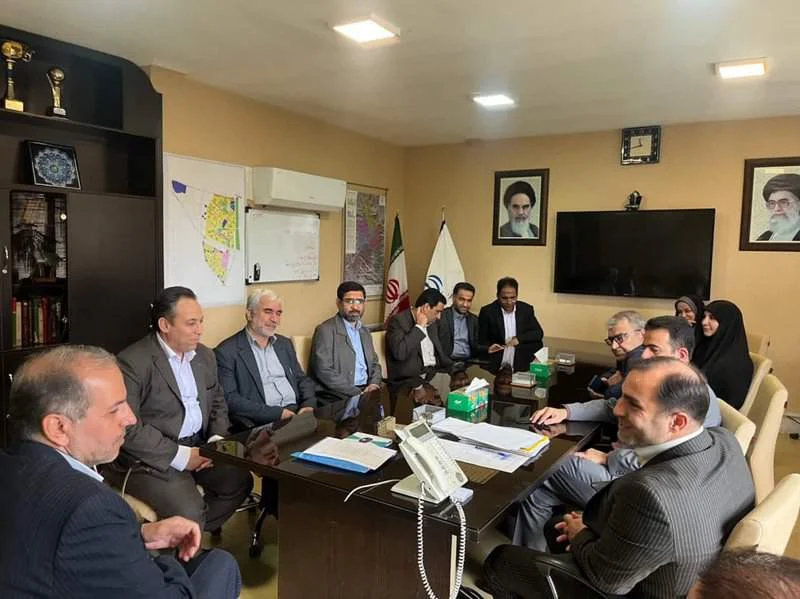 دیدار نوروزی اعضای شورای اسلامی شهر قم از سازمان ها و مناطق شهرداری قم