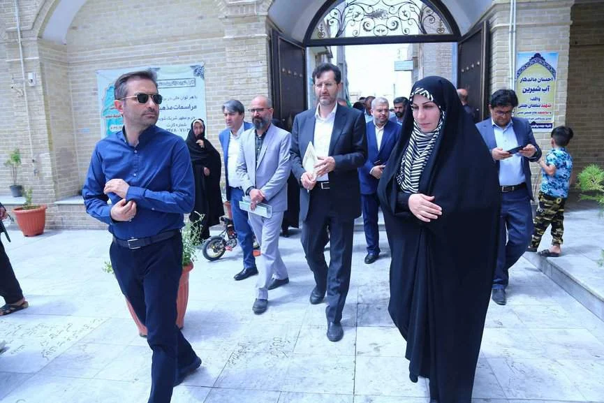 بازدید شهردار منطقه ۵ تهران از اماکن مذهبی و تاریخی قم