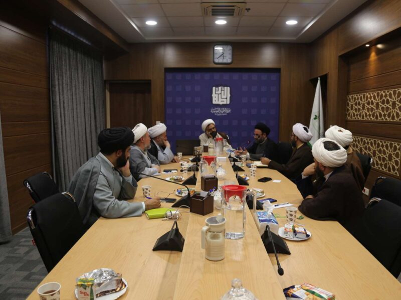 نخستین اجلاسیه روحانیون عضو شوراهای کلانشهرهای کشور در شهر مقدس قم