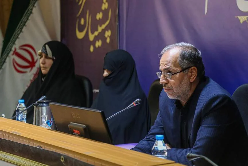تقدیر از همسر شهید حجت الاسلام والمسلمین غلامحسین حقانی