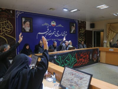 انتخابات هیات رئیسه شورای اسلامی شهر قم برگزار شد