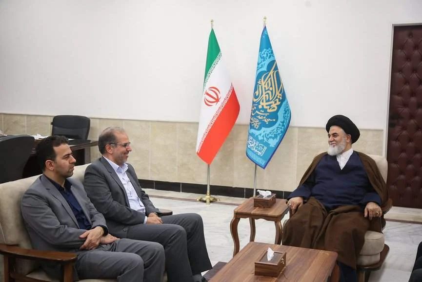 دیدار نوروزی اعضای شورای اسلامی شهر قم با تولیت مسجد مقدس جمکران