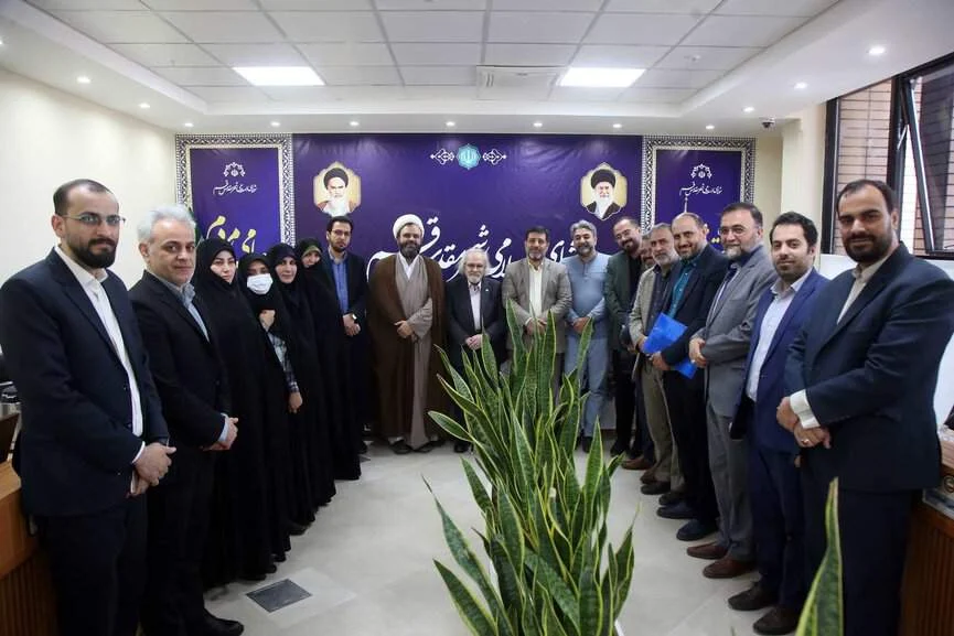 همزمان با روز سعدی؛ تقدیر از شاعران استان قم در شورای اسلامی شهر قم