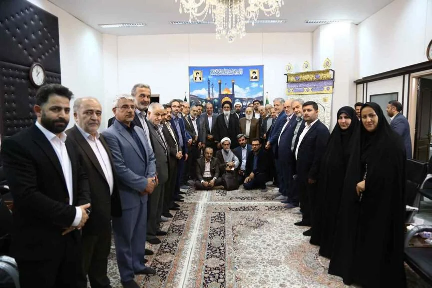 دیدار روسای شورای اسلامی شهرهای مراکز استان با تولیت حرم مطهر حضرت معصومه(س)
