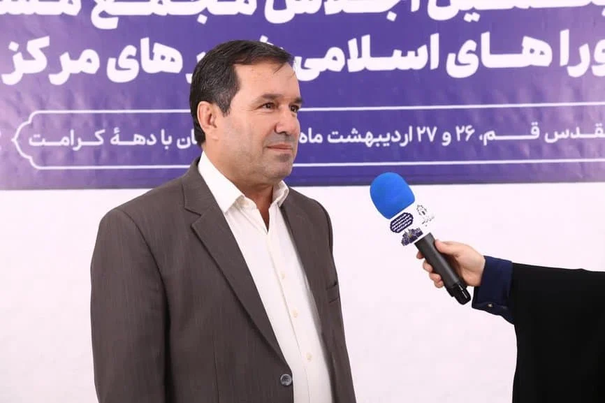 دولت و مجلس شوراها را رقیب ندانند/ همگرایی دولت و شورا سبب مدیریت یکپارچه شهری میشود