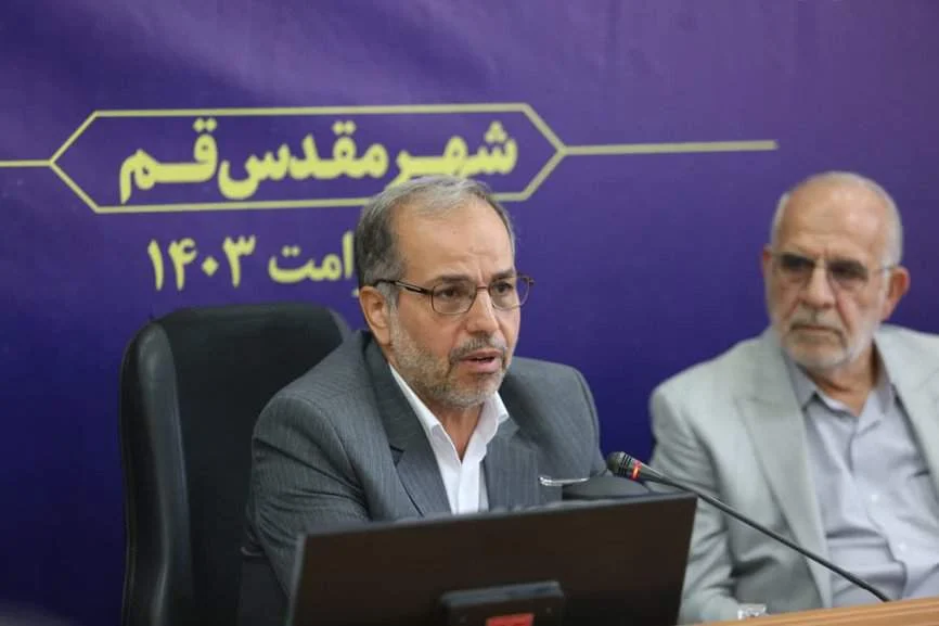 بازگشایی ۱۳ محور در سال های گذشته در قم/ خانواده شهرداری قم ۶ هزار نفر جمعیت دارد