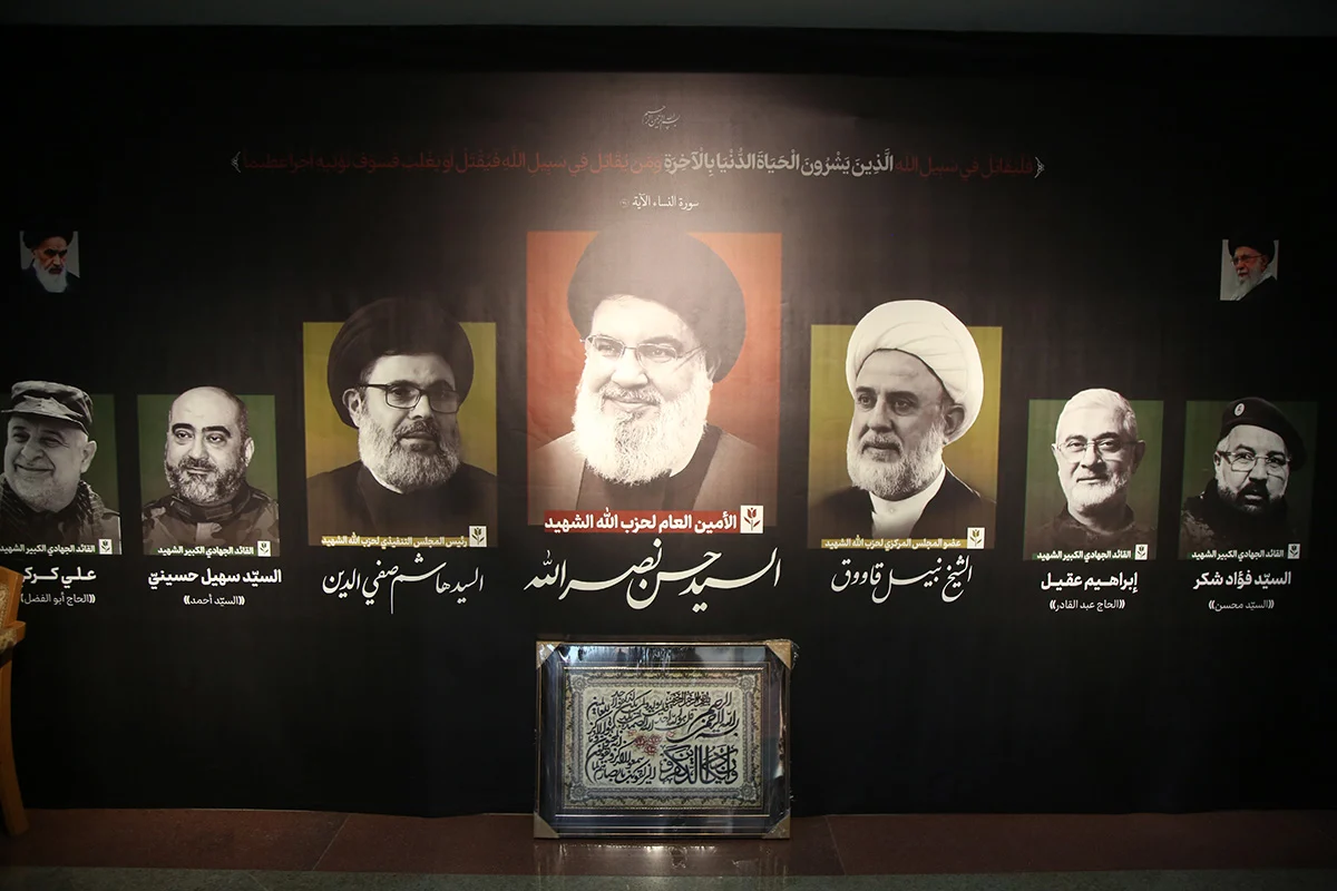 دیدار اعضای شورای اسلامی شهر مقدس قم با حجت‌الاسلام‌ شیخ معین دقیق (رئیس دفتر حزب‌الله لبنان در قم)