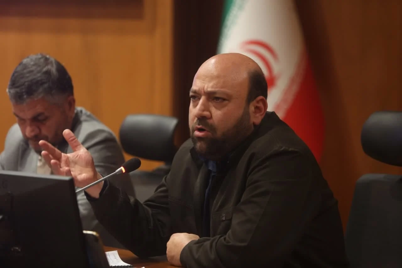 شهرداری با بخشش عوارض و اعطای زمین در ساخت مدرسه مشارکت کند