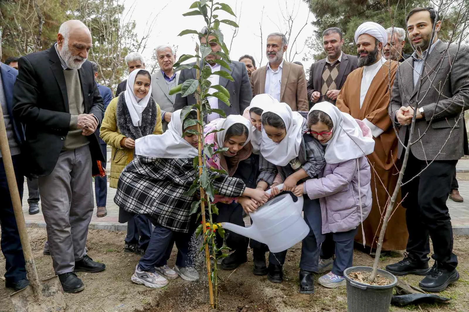 آئین کاشت نهال به مناسبت گرامیداشت روز درختکاری و هفته منابع طبیعی