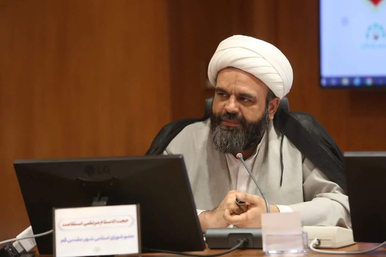 طرح های سرمایه گذاری باید در راستای هویت دینی و انقلابی شهر قم باشد