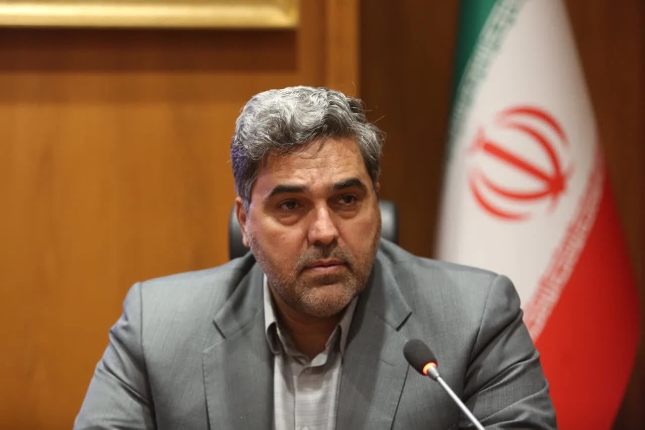 توهین رئیس جمهور آمریکا عبور از خط قرمز است