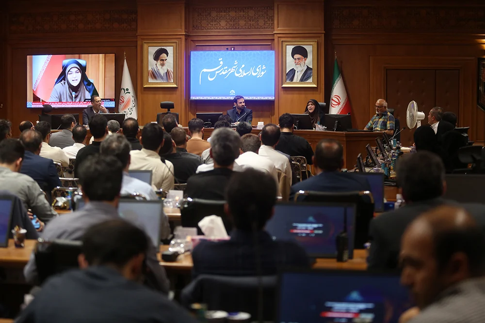 نشست تخصصی دورنمای قم ۱۴۲۰؛ چالش ها و فرصت های پایدار زیستی محیطی پیش روی شهر قم