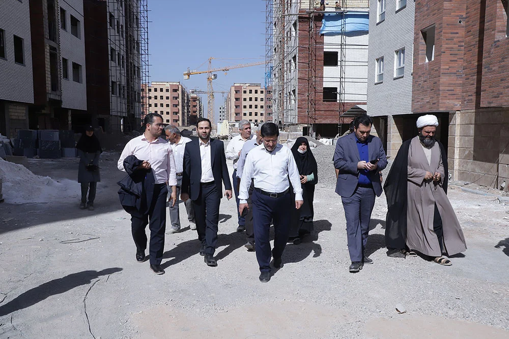 بررسی آخرین وضعیت سایت شهید رئیسی در بازدید اعضای کمیسیون عمران و حمل‌ونقل شورای اسلامی شهر قم