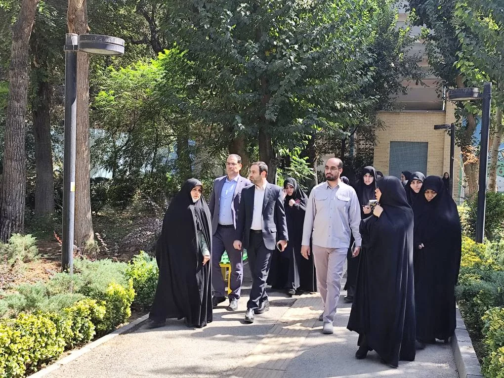 بازدید میدانی از پروژه‌های ویژه بانوان در پایتخت؛ تبادل تجربه در مراکز بانوان تهران و قم